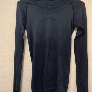 Lululemon swiftly long sleeve, black wore this once, Wore once.